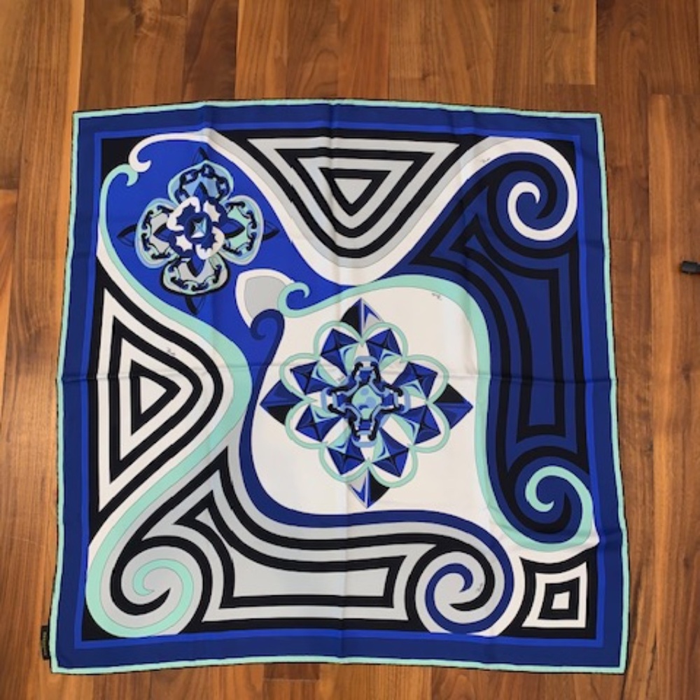 Beautiful Vintage Emilio Pucci Silk Scarf